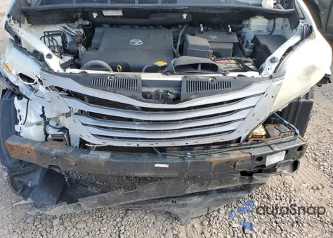 2015 Toyota Sienna Xle из США, поврежденный, VIN 5TDYK3DCXFS565879